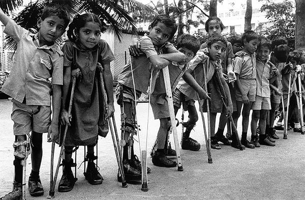 Partners In Eradicating Polio Timeline | Rotary International